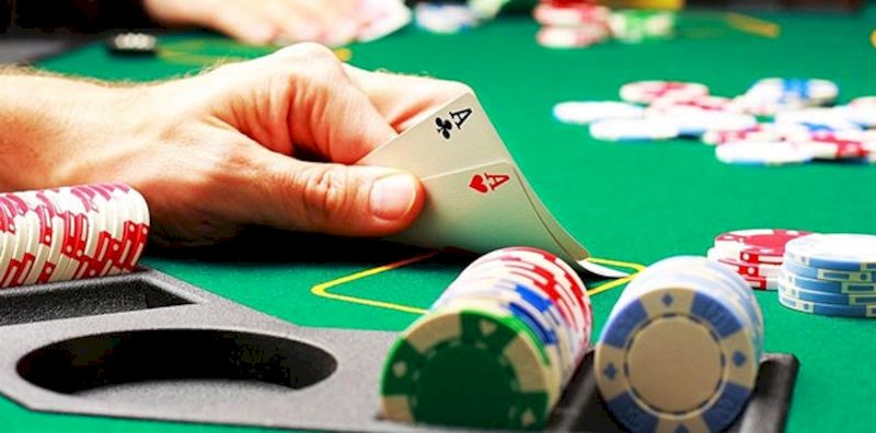 Các tay bài mạnh yếu trong dòng game Poker